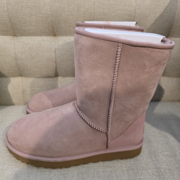 UGG Classic Short II Pink Winter Boots - Picture 4 of 8